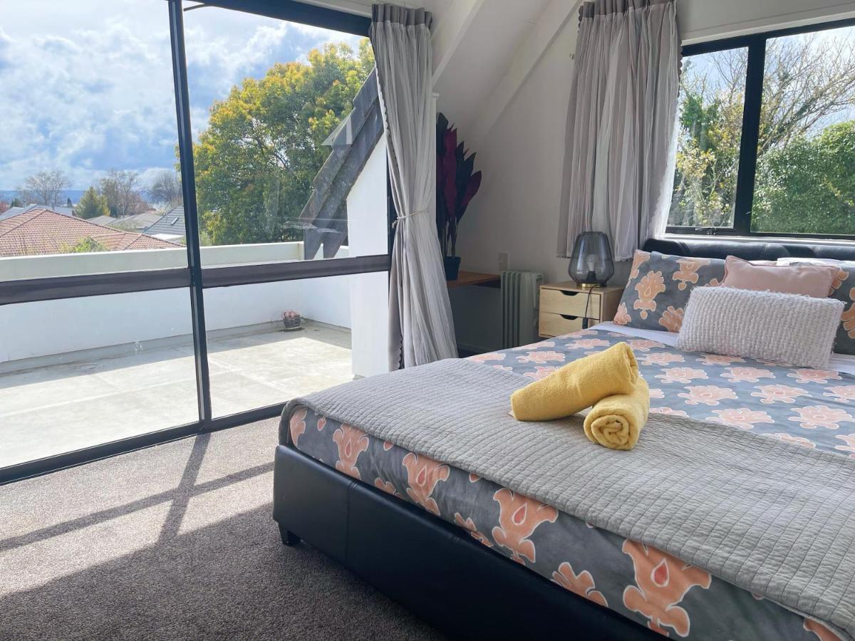 Вилла Rotorua Redwood Retreat Экстерьер фото