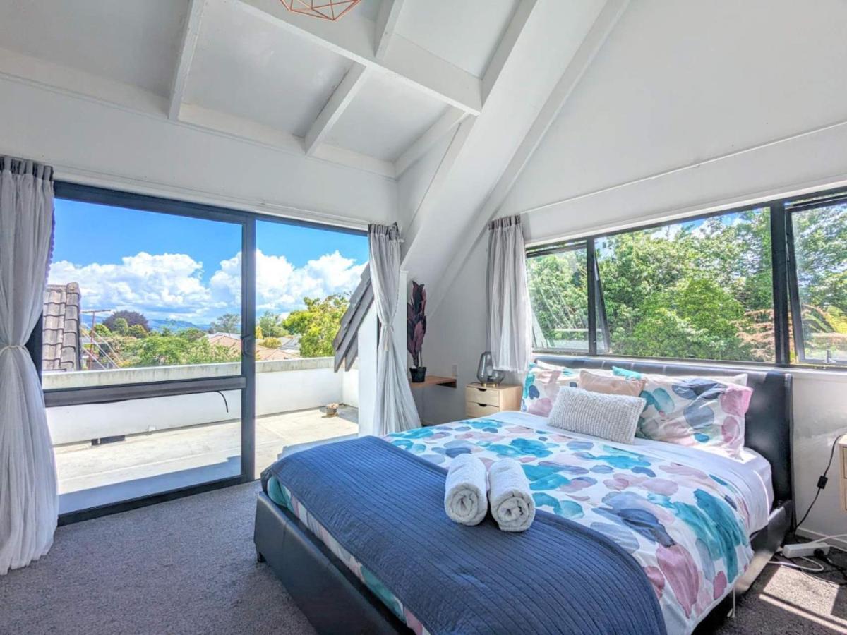 Вилла Rotorua Redwood Retreat Экстерьер фото